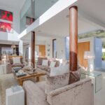 HOLIDAY-EXCLUSIVE VILLA CAN BUU - Living room